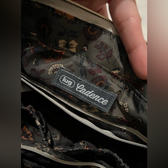 LUG - Cadence Crossbody Bag - Metallic Champagne - Picture 5 of 10